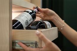 Italy 24 news: Wine vault, in Milan the first cellar for wine collectors