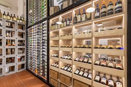 Italia a tavola: WineTip, il caveau dei vini preziosi in un seminterrato di Milano